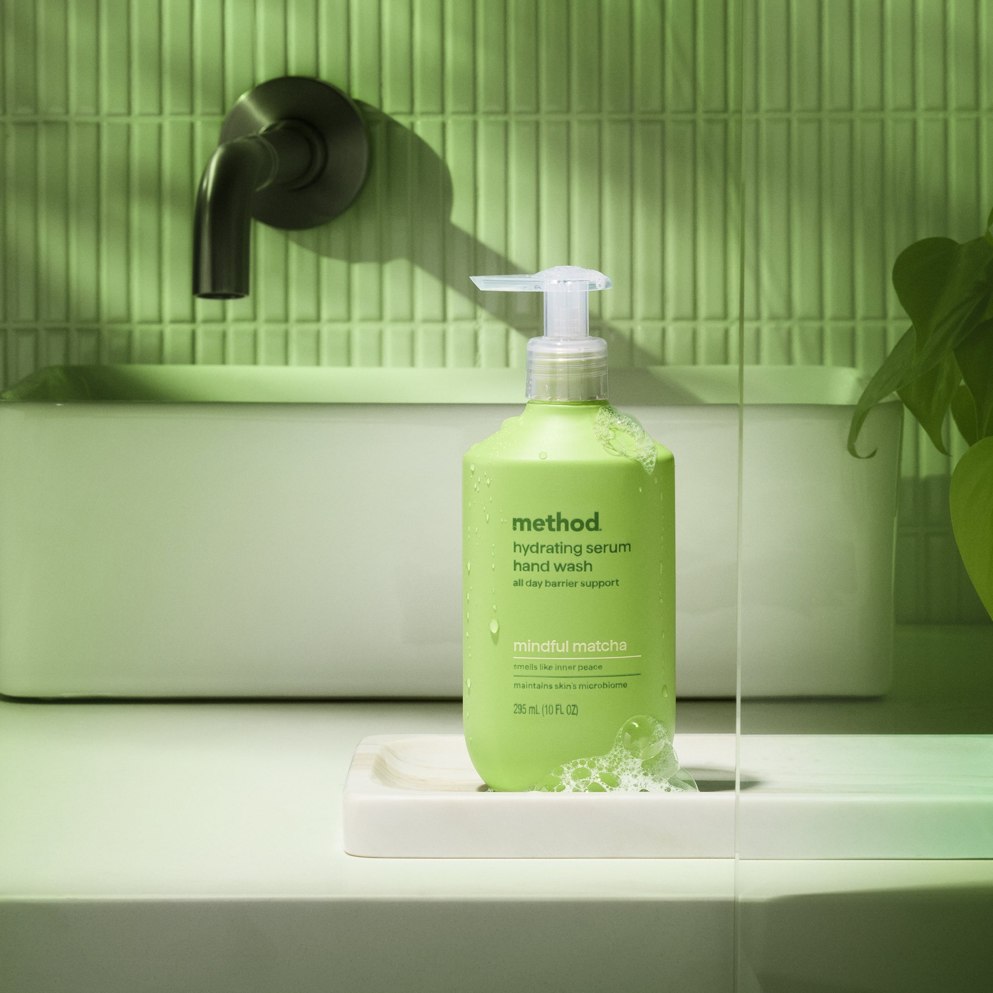 hydrating serum hand wash - mindful matcha. 10 oz - Image 5